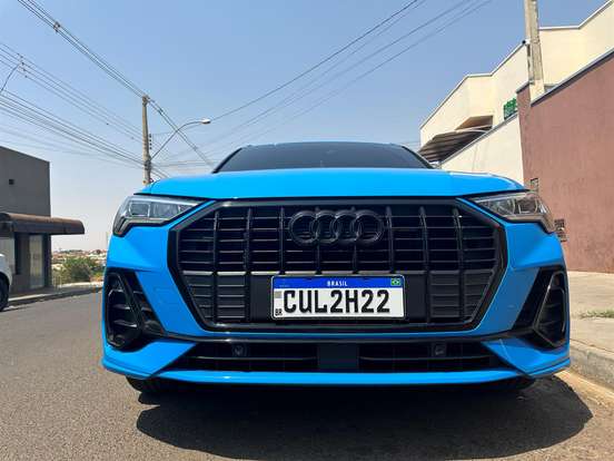 AUDI-Q3-2020