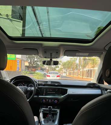 AUDI-Q3-2020