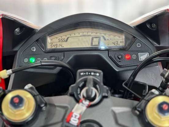 HONDA-CBR 600F-2014