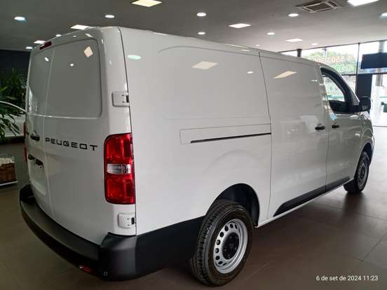 PEUGEOT-EXPERT-2024
