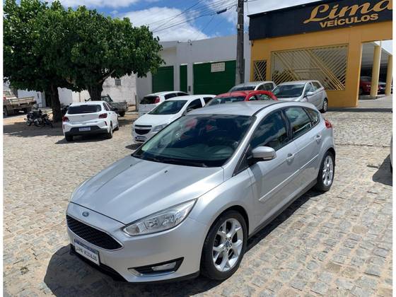 FORD FOCUS 2.0 SE PLUS 16V FLEX 4P POWERSHIFT