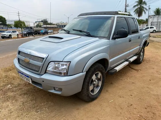 CHEVROLET S10 2.8 EXECUTIVE 4X2 CD 12V TURBO ELECTRONIC INTERCOOLER DIESEL 4P MANUAL CHEVROLET S10 2.8 EXECUTIVE 4X2 CD 12V TURBO ELECTRONIC INTERCOOLER DIESEL 4P MANUAL