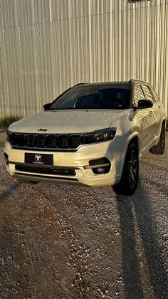 JEEP COMMANDER 2.0 TD380 TURBO DIESEL OVERLAND AT9