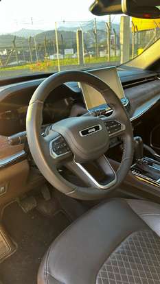 JEEP-COMMANDER-2021