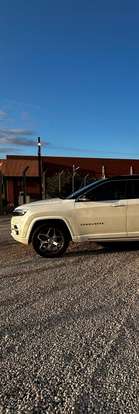 JEEP-COMMANDER-2021