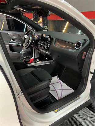 MERCEDES-BENZ-GLA 200-2020