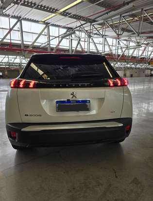 PEUGEOT-2008-2023