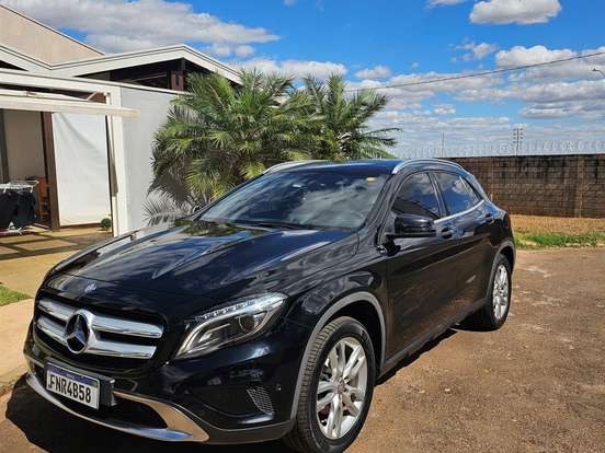 MERCEDES-BENZ-GLA 200-1.6 CGI ADVANCE 16V TURBO FLEX 4P AUTOMÁTICO MERCEDES-BENZ-GLA 200-2015