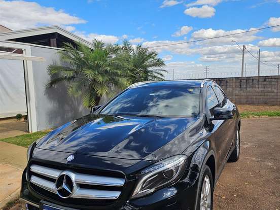 MERCEDES-BENZ-GLA 200-1.6 CGI ADVANCE 16V TURBO FLEX 4P AUTOMÁTICO MERCEDES-BENZ-GLA 200-2015