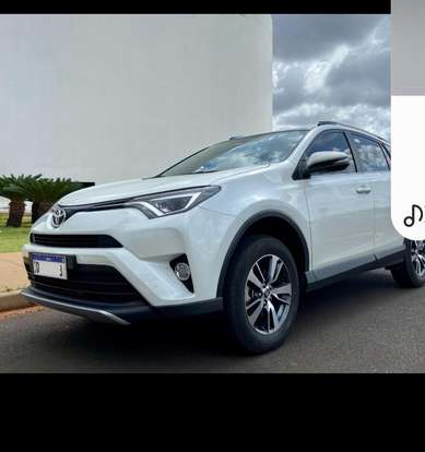 TOYOTA-RAV4-2018