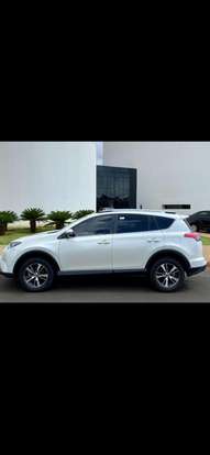 TOYOTA-RAV4-2018