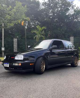 VOLKSWAGEN-GOLF-1994