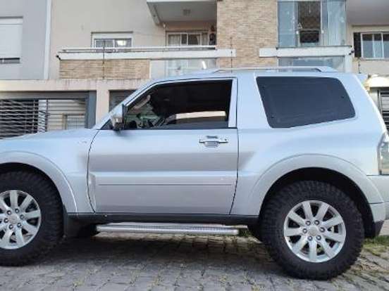 MITSUBISHI-PAJERO FULL-3.8 HPE 4X4 V6 24V GASOLINA 2P AUTOMÁTICO MITSUBISHI-PAJERO FULL-2010