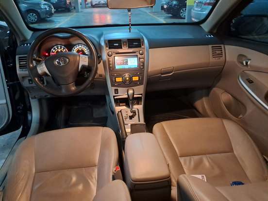 TOYOTA-COROLLA-2013
