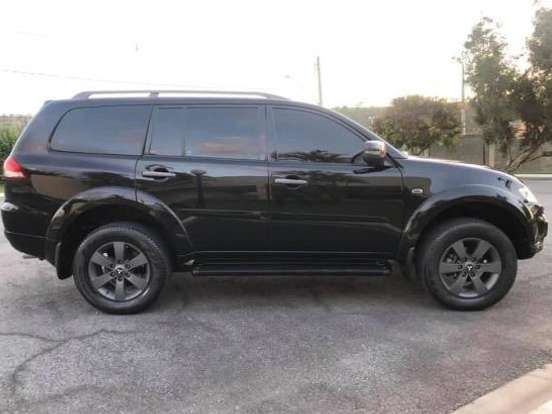MITSUBISHI-PAJERO DAKAR-3.2 HPE S 4X4 7 LUGARES 16V TURBO INTERCOOLER DIESEL 4P AUTOMÁTICO MITSUBISHI-PAJERO DAKAR-2015