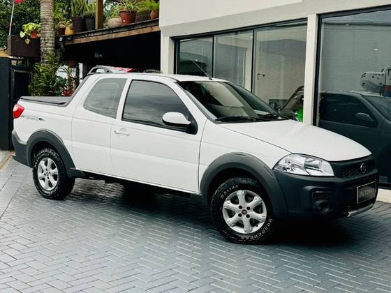 FIAT STRADA 1.4 MPI FREEDOM CD 8V FLEX 3P MANUAL