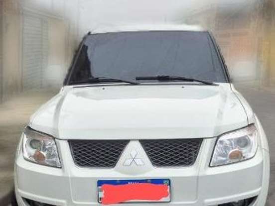 MITSUBISHI-PAJERO TR4-2.0 4X2 16V 140CV FLEX 4P AUTOMÁTICO MITSUBISHI-PAJERO TR4-2014
