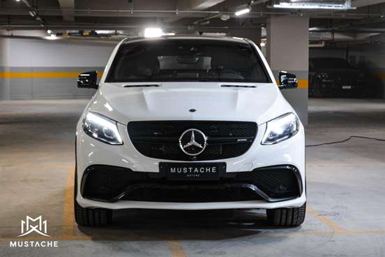 MERCEDES-BENZ-GLE 63 AMG-5.5 V8 TURBO GASOLINA COUPÉ 4MATIC 7G-TRONIC MERCEDES-BENZ-GLE 63 AMG-2017