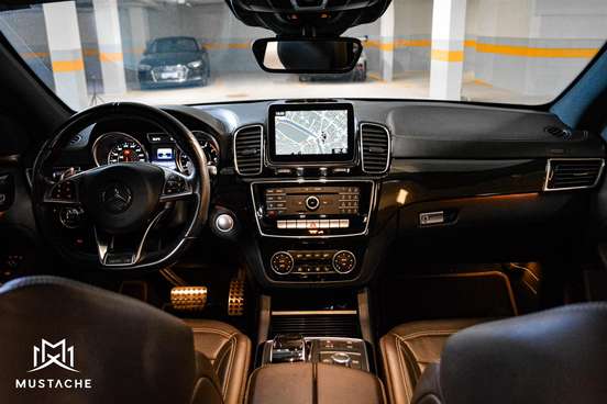 MERCEDES-BENZ-GLE 63 AMG-5.5 V8 TURBO GASOLINA COUPÉ 4MATIC 7G-TRONIC MERCEDES-BENZ-GLE 63 AMG-2017