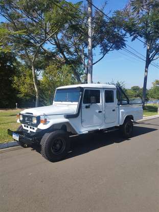 TOYOTA-BANDEIRANTE-3.7 BL55LP-2BL4 4X4 CD DIESEL 2P MANUAL TOYOTA-BANDEIRANTE-2001