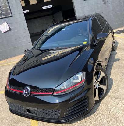 VOLKSWAGEN-GOLF-2.0 TSI GTI 16V TURBO GASOLINA 4P AUTOMÁTICO VOLKSWAGEN-GOLF-2017