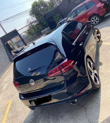 VOLKSWAGEN-GOLF-2.0 TSI GTI 16V TURBO GASOLINA 4P AUTOMÁTICO VOLKSWAGEN-GOLF-2017