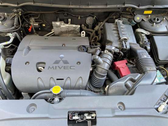 MITSUBISHI-ASX-2015