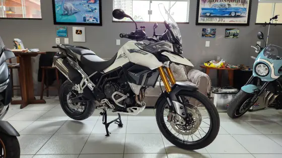 TRIUMPH TIGER 900 RALLY PRO 