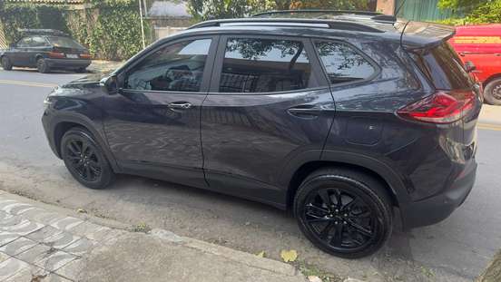 CHEVROLET-TRACKER-2023