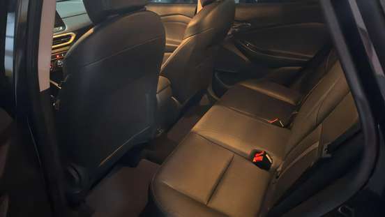 CHEVROLET-TRACKER-2023