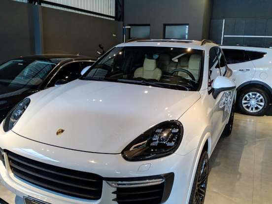PORSCHE-CAYENNE-4.8 4X4 V8 32V TURBO GASOLINA 4P TIPTRONIC PORSCHE-CAYENNE-2015