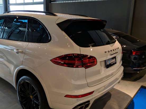 PORSCHE-CAYENNE-4.8 4X4 V8 32V TURBO GASOLINA 4P TIPTRONIC PORSCHE-CAYENNE-2015
