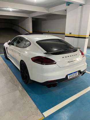 PORSCHE-PANAMERA-2013
