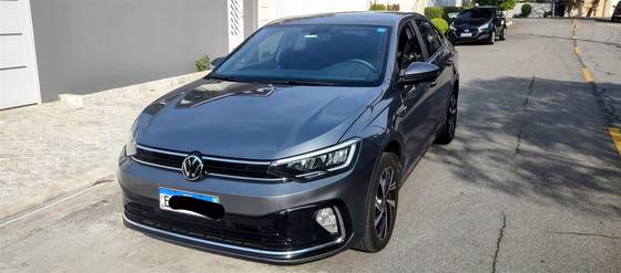 VOLKSWAGEN VIRTUS 1.0 200 TSI HIGHLINE AUTOMÁTICO