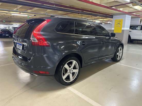VOLVO-XC60-2.0 T5 MOMENTUM GASOLINA 4P AUTOMÁTICO VOLVO-XC60-2015