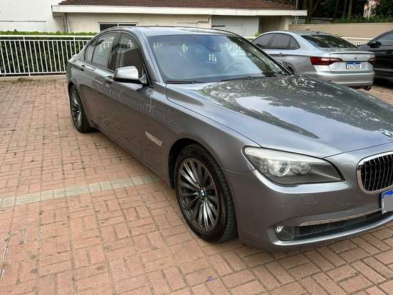 BMW-750i-4.4 SEDAN V8 32V GASOLINA 4P AUTOMÁTICO BMW-750i-2011