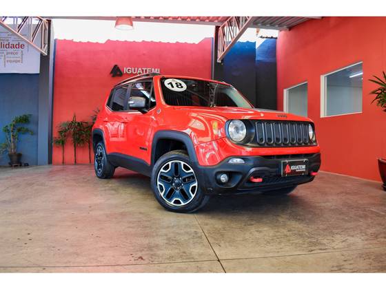 JEEP RENEGADE 2.0 16V TURBO DIESEL TRAILHAWK 4P 4X4 AUTOMÁTICO
