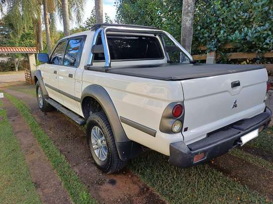 MITSUBISHI-L200-2008
