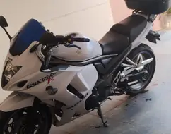 SUZUKI GSX 1250 FA SUZUKI GSX 1250 FA