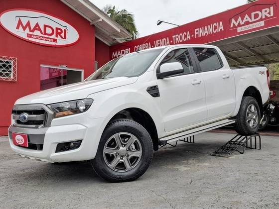 FORD RANGER 2.2 XLS 4X4 CD 16V DIESEL 4P AUTOMÁTICO