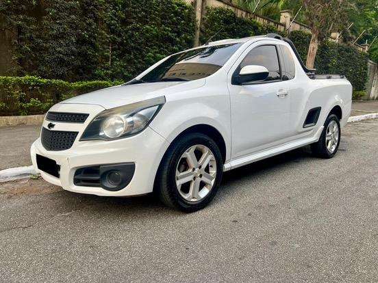 CHEVROLET-MONTANA-2014