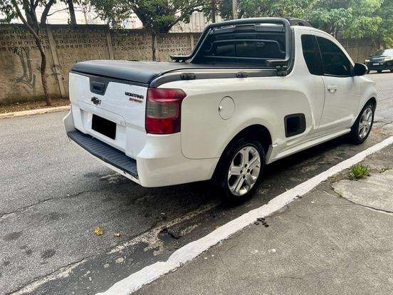 CHEVROLET-MONTANA-2014