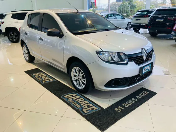 RENAULT SANDERO 1.0 AUTHENTIQUE 16V FLEX 4P MANUAL