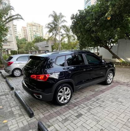VOLKSWAGEN TAOS 1.4 250 TSI TOTAL FLEX COMFORTLINE AUTOMÁTICO
