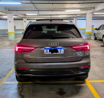 AUDI-Q3-2020