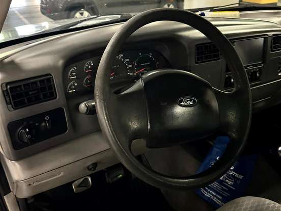 FORD-F-250-4.2 XL 4X2 CS TURBO INTERCOOLER DIESEL 2P MANUAL FORD-F-250-2001