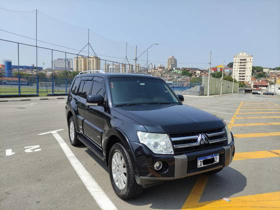 MITSUBISHI PAJERO FULL 3.2 HPE 4X4 16V TURBO INTERCOOLER DIESEL 4P AUTOMÁTICO