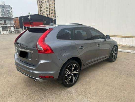 VOLVO-XC60-2016