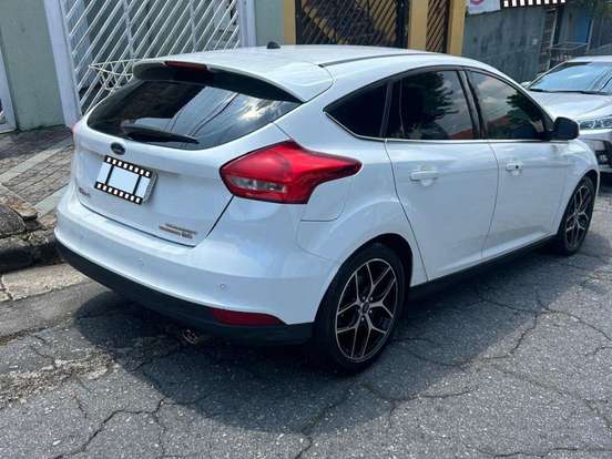 FORD-FOCUS-2.0 TITANIUM 16V FLEX 4P POWERSHIFT FORD-FOCUS-2016