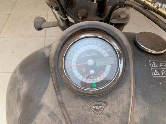 TRIUMPH-THUNDERBIRD STORM TRIUMPH-THUNDERBIRD STORM-2013
